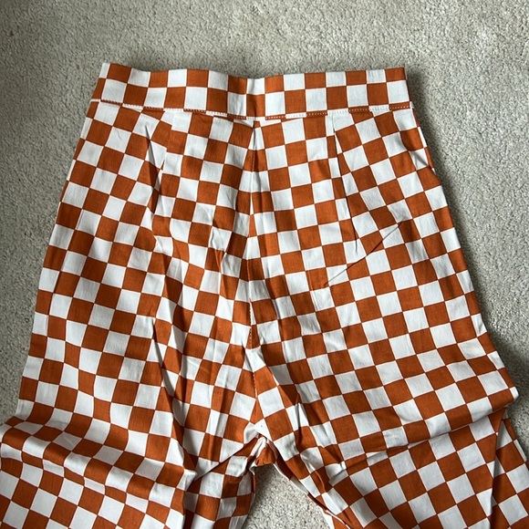 VRG GRL Play It Cool Orange Checkered Patterned Pants - Picture 4 of 7